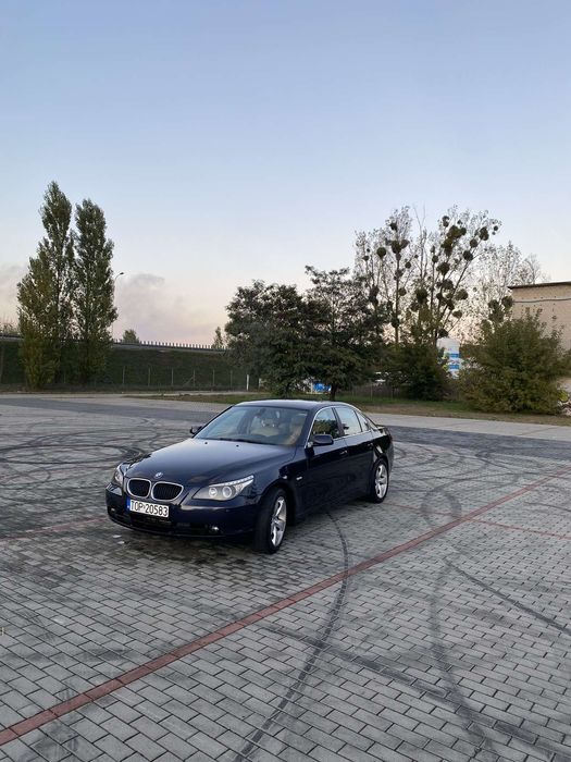 Bmw e60 3.0 LPG czarny sufit