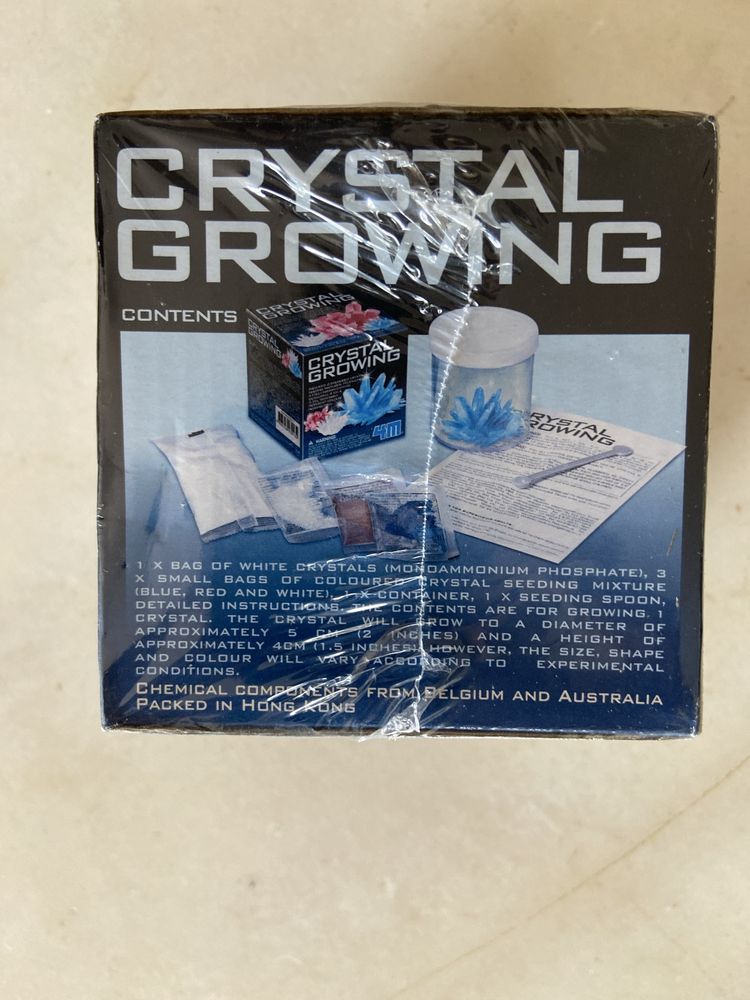 Crystal growing varias cores