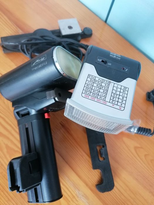 Câmera fotográfica Minolta / Nikon / Canon D. + lentes e flashs