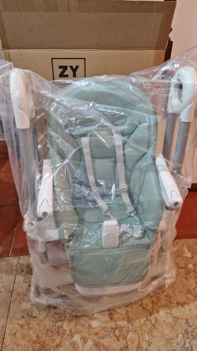 Cadeira de refeição bebé marca Zippy