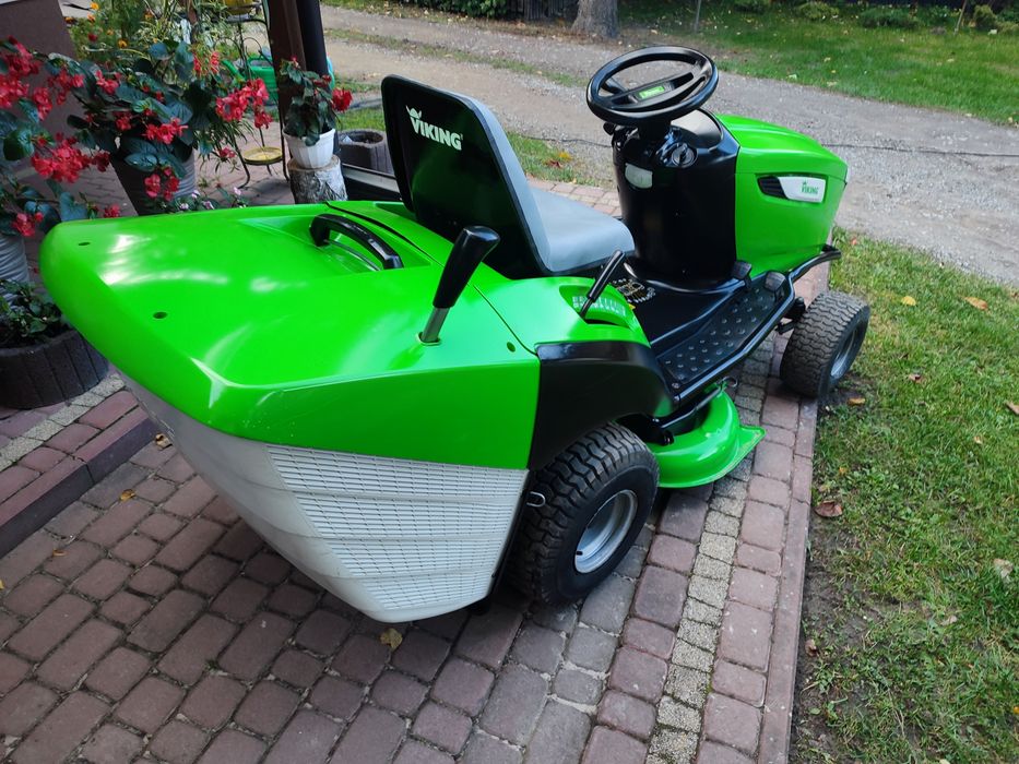 Traktorek kosiarka Viking MT5097C T5 hydro kawasaki z koszem 2 cyl