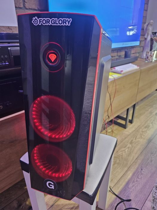 Komputer stacjonarny do gier
3060 Ti - gotowy do gier!