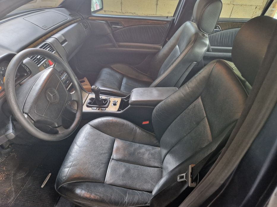E300 motor OM 606 .uito fiável