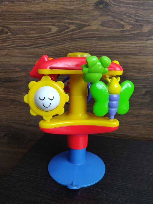 Набор  развивающих, тактильных  игрушек  для  малыша.