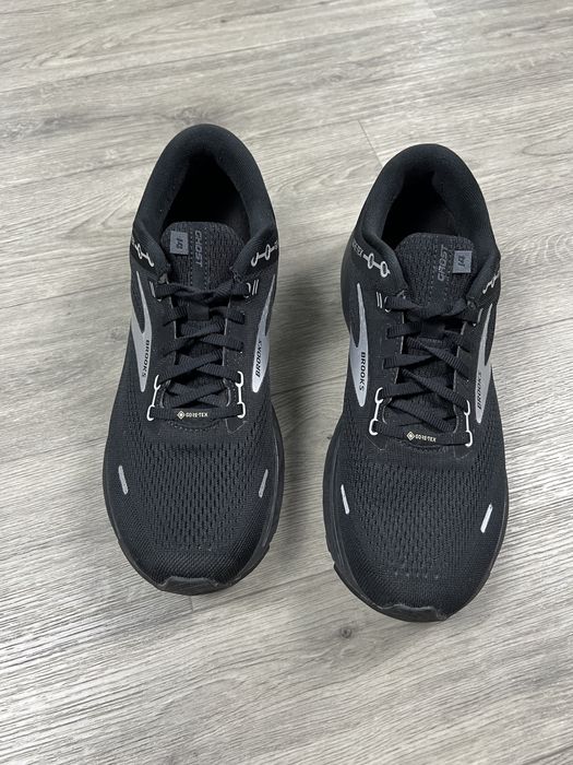 Кроссовки мужские на gore tex Brooks