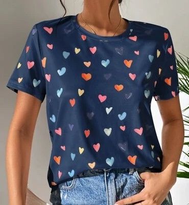 T-shirt "Hearts" S/M (Nova)