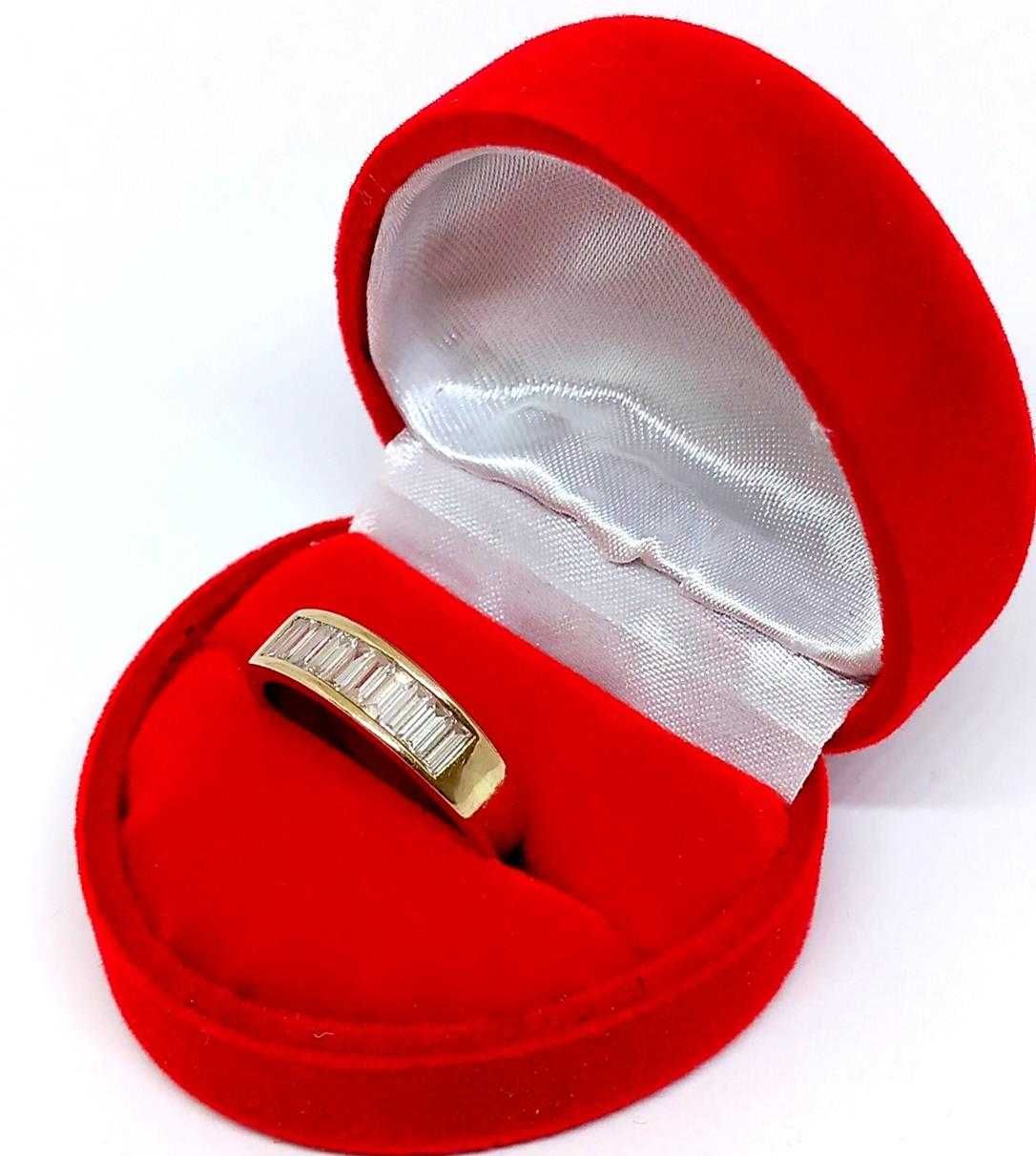 Złoty pierścionek z diamentami Pr.750 W:4,11g 0,70ct R.18,