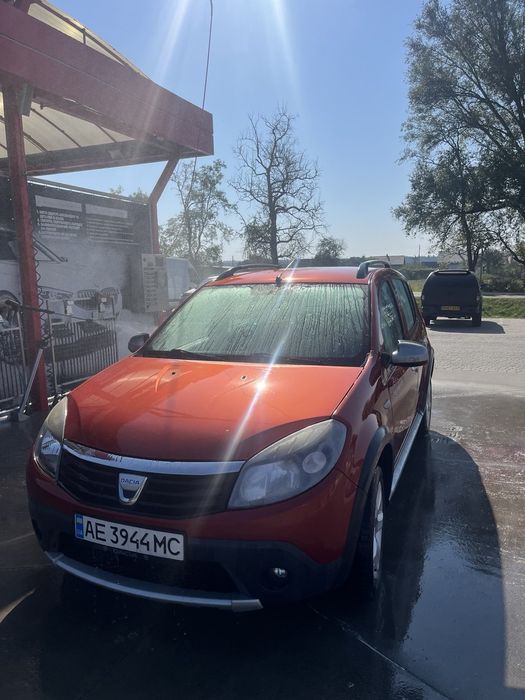Продам автомобиль Dacia