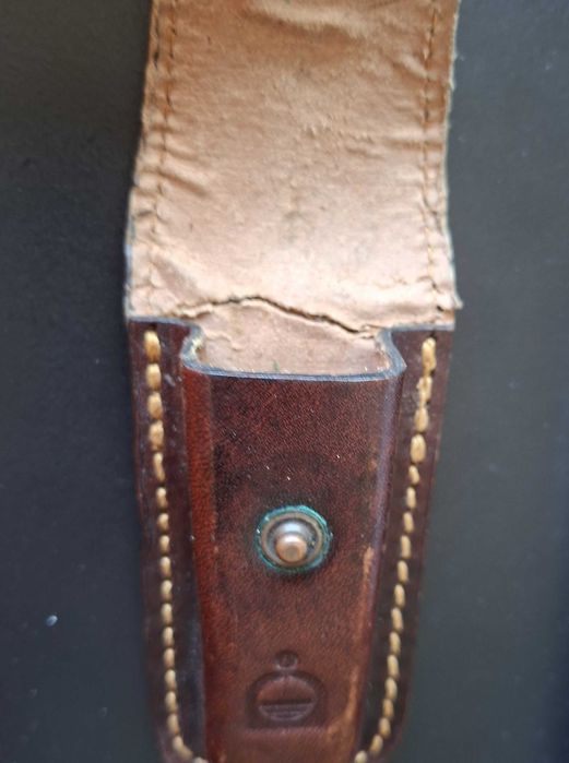 Canivete Victorinox + Bolsa Caja de Ahorros El Monte (Cajasol)