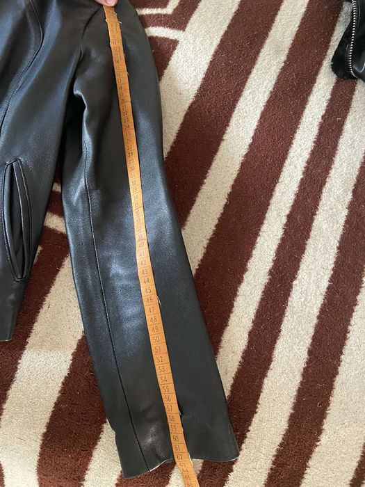 Продам новую кожаную куртку