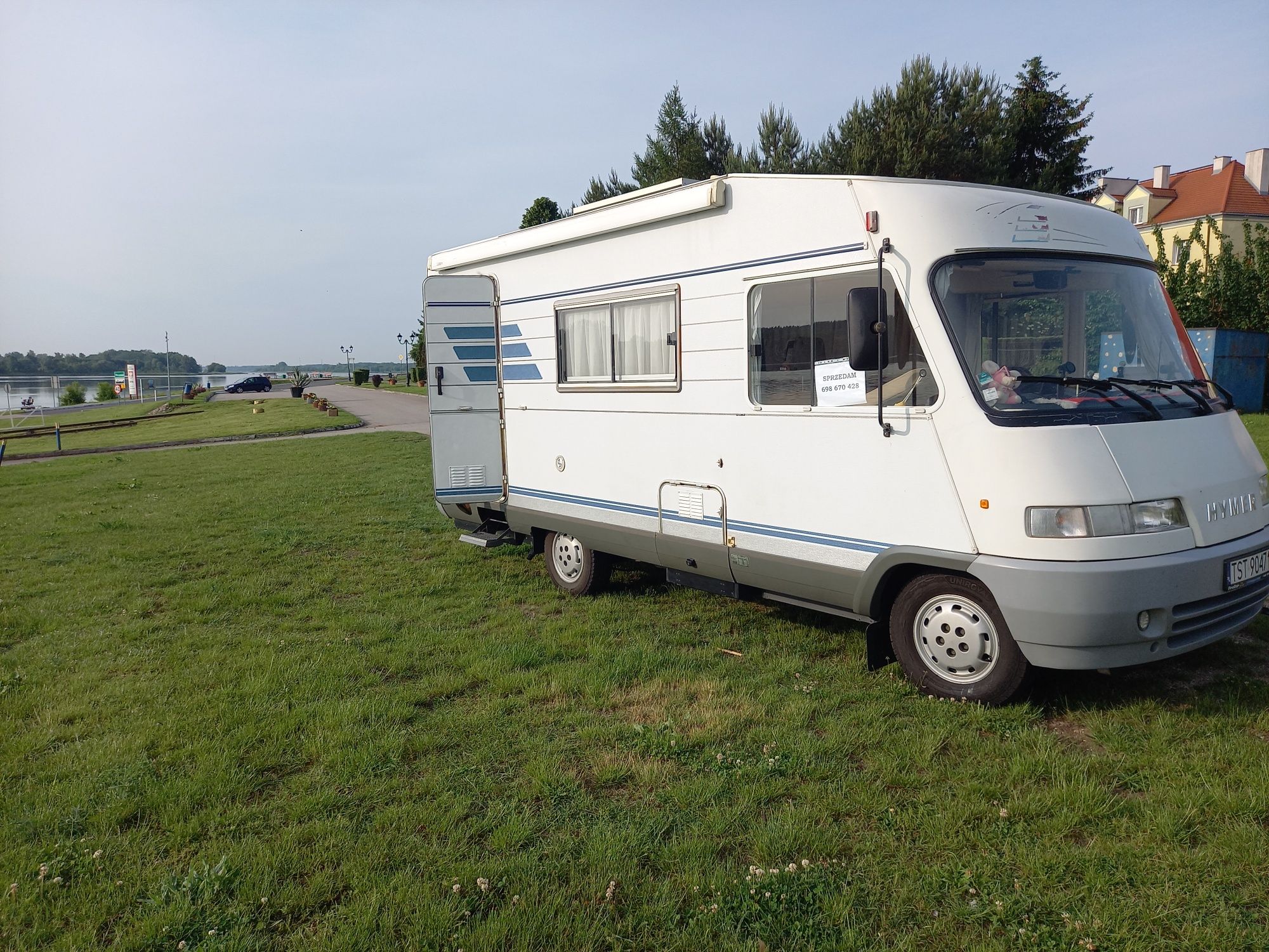 Kamper HYMER-CLSSIC 2.5 TD 6-cio osobowy