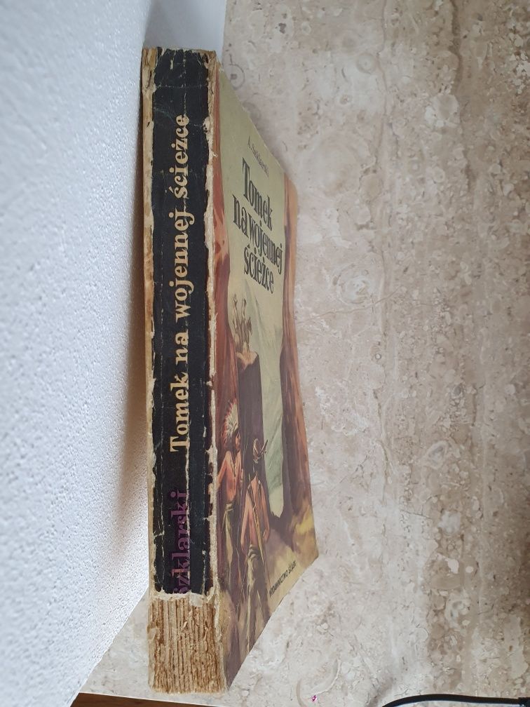 Tomek na wojennej ścieżce - Alfred Szklarski