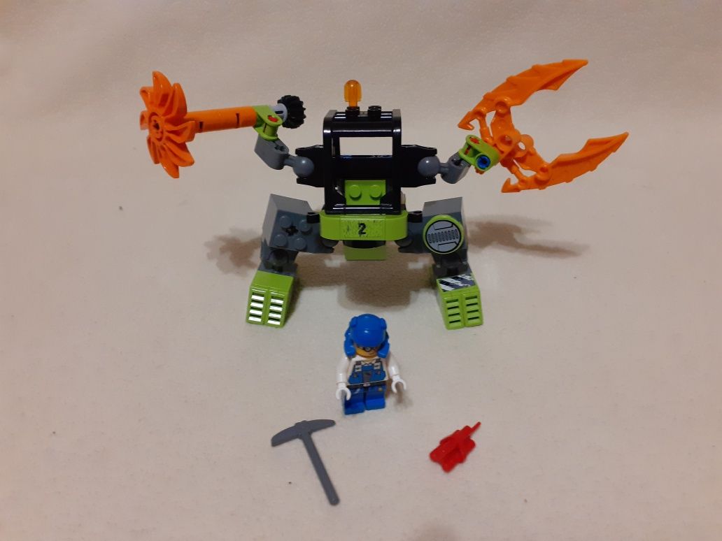 Lego Power Miners 8957 - Robot górniczy