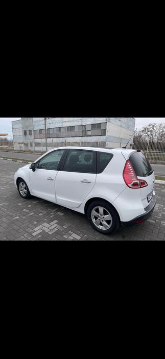 Рено Сценік 3 2011р