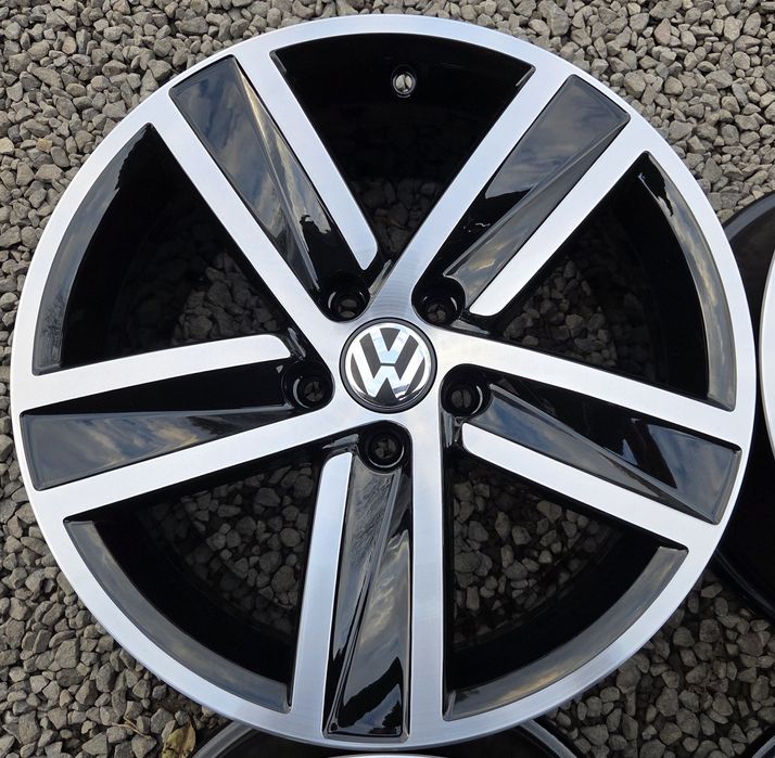 5 112 R17 Volkswagen Golf Tiguan Passat CC Touran