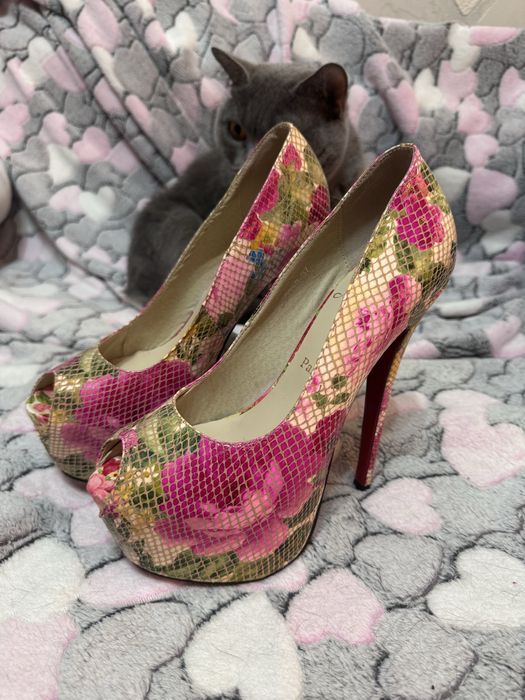 Туфлі Christian Louboutin нові