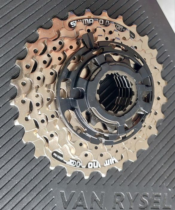 Kaseta 7 rzędowa Shimano 7rz  7 rz 11-28 CS-HG41 Acera