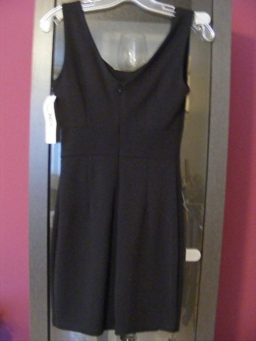 Nowa! czarna dopasowana sukienka