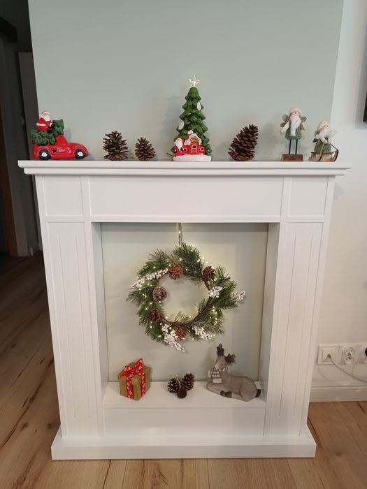 Nowy portal kominkowy, atrapa kominka, konsola