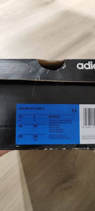Buty sportowe Adidas Hoops rozmiar 34 stan dobry