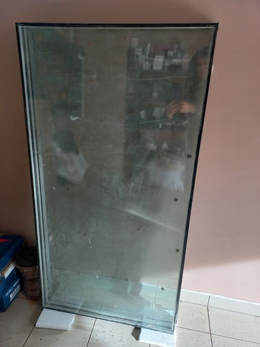 Віконне скло 73×140см,товщина-4мм