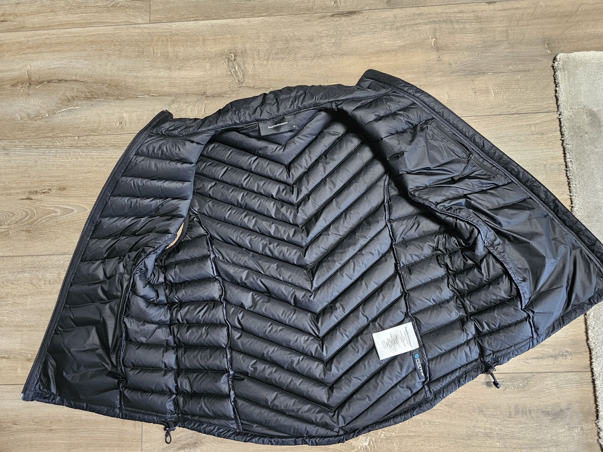 Kamizelka puchowa Peak Performance W Frost Down Vest XL damska