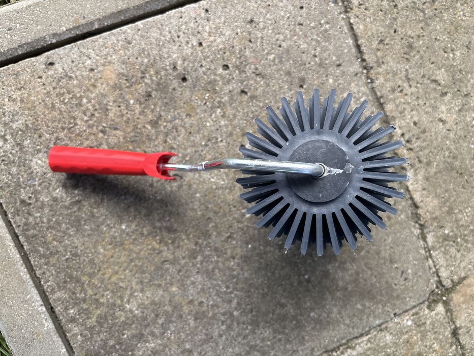 Wałek do wylewki samopoziomujacej