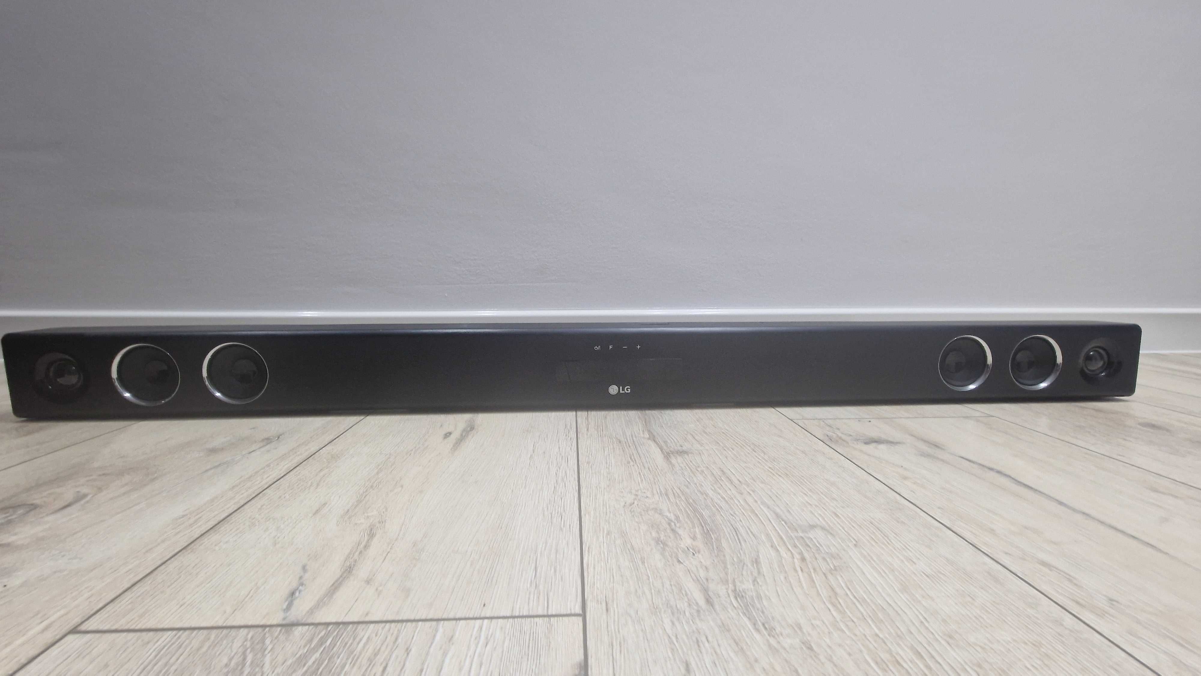 Soundbar LG LAS655 czarny