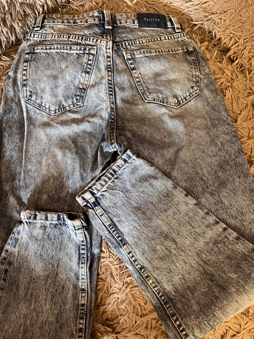 Джинси та джинсовий сарафан розмір s