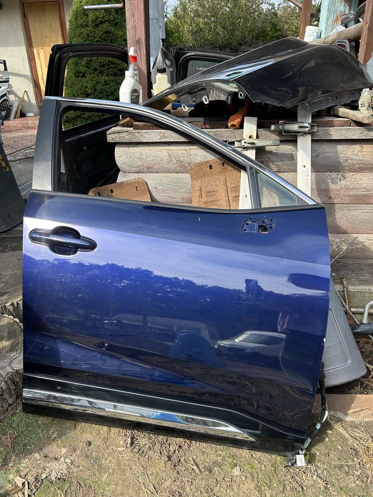 Toyota RAV4 (Тойотв Рав4 ) задній бампер