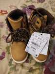 Botas de menino -no as