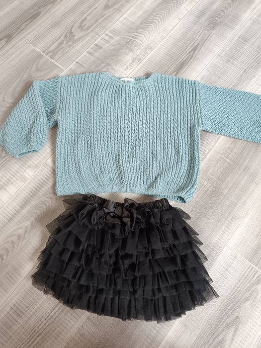 Кофточки и платья на  2-3 года