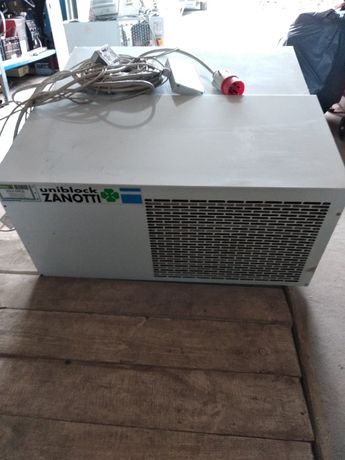 Холодильный моноблок / агрегат / zanotti MSB225T131F