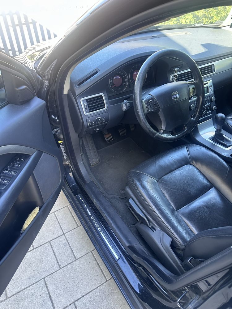 Volvo v70 2.0D 2008 rok