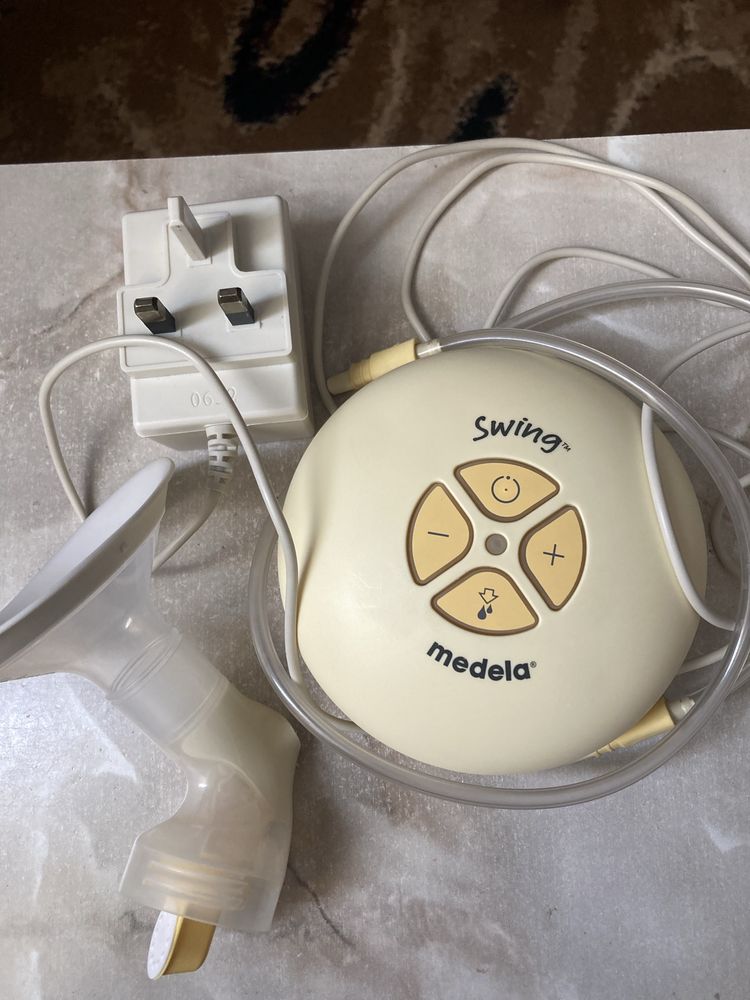 Молоковідсмоктувач Medela Swing