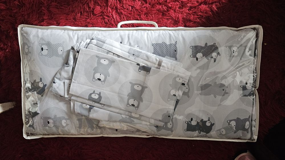 Poszewka na kołdrę i poduszkę + ochraniacz