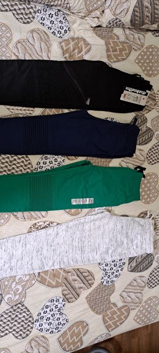 Новые спортивные штаны. Джинсы.