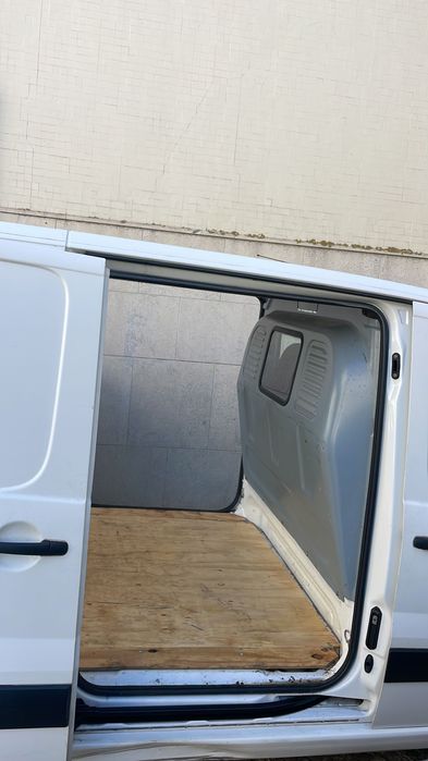 Toyota proace 2,0.  2014
