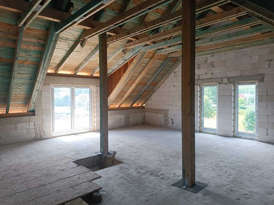 Dom wolnostojący na sprzedaż