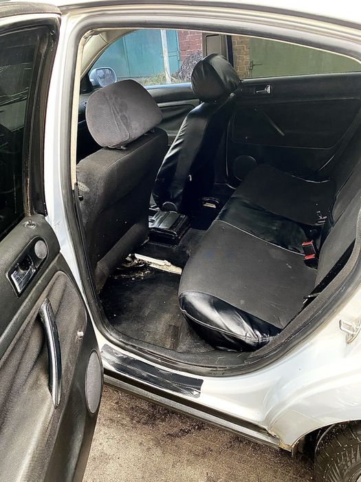 Фольцваген Пассат 1.8 газ бензин