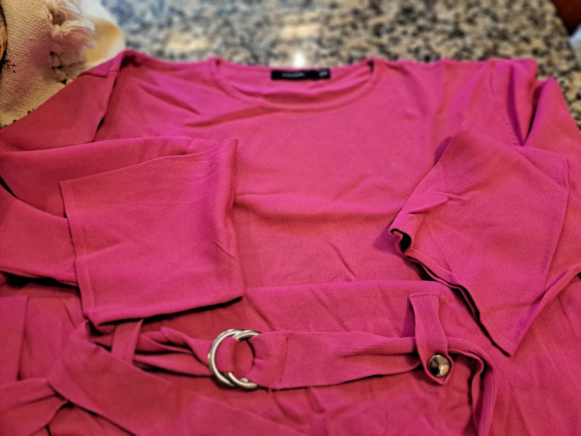 Camisola rosa com  cinto