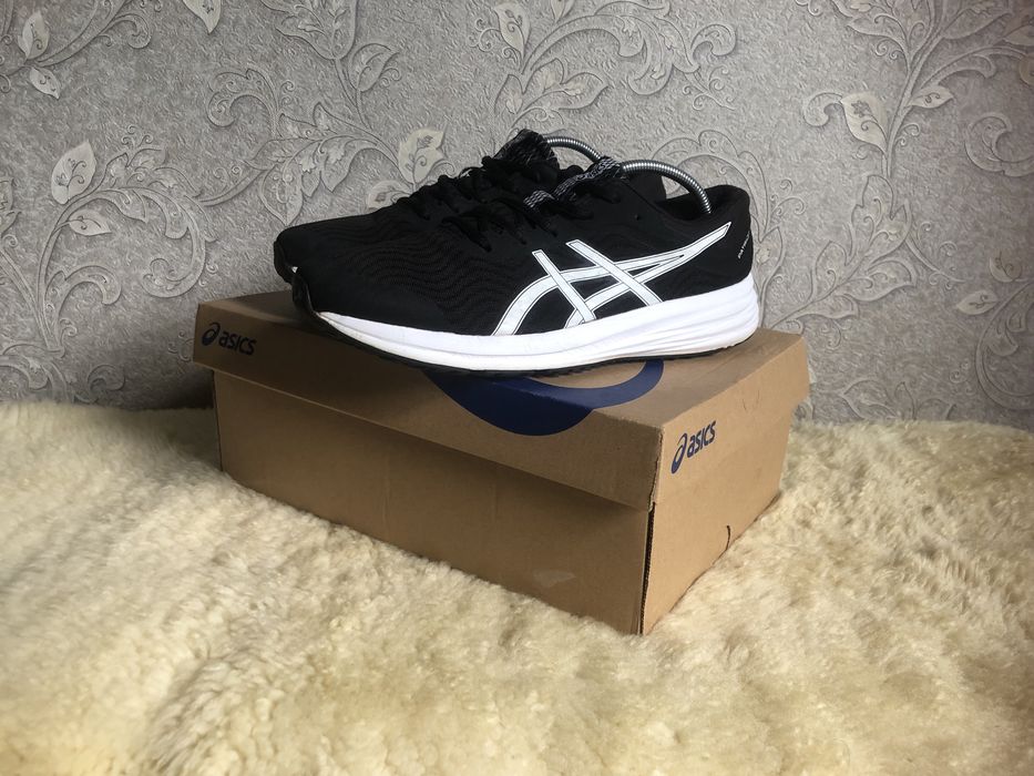 Кросівки Asics Gel для бігу, волейболу залу 44-39 28 26,5 26 25,5