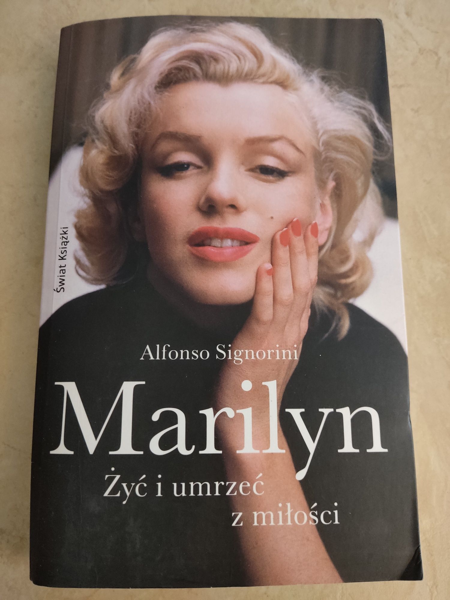 Książka Alfonso Signorini Marilyn