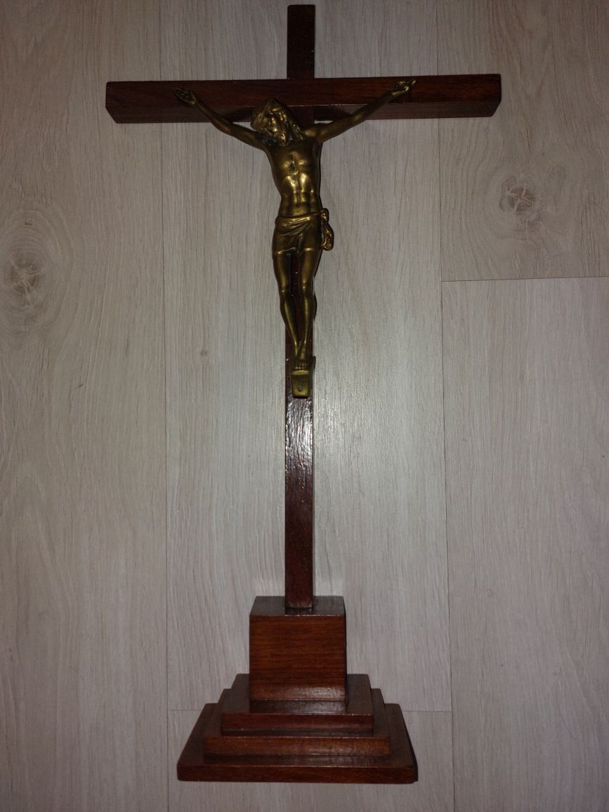 Crucifixo de pousar