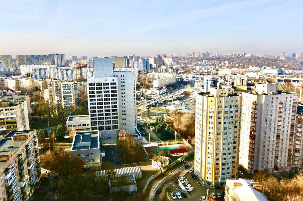 ГОЛОСІЇВСЬКИЙ р-н. СУЧАСНА 3кімнатна квартира 85м2. єОселя!