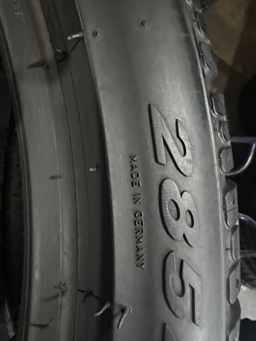 285/30/19+255/35/19 R19 Pirelli Sottozero Winter 240 4шт зима