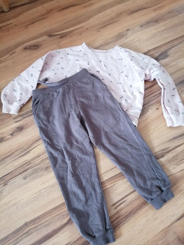 Komplet dres dla dziewczynki 122