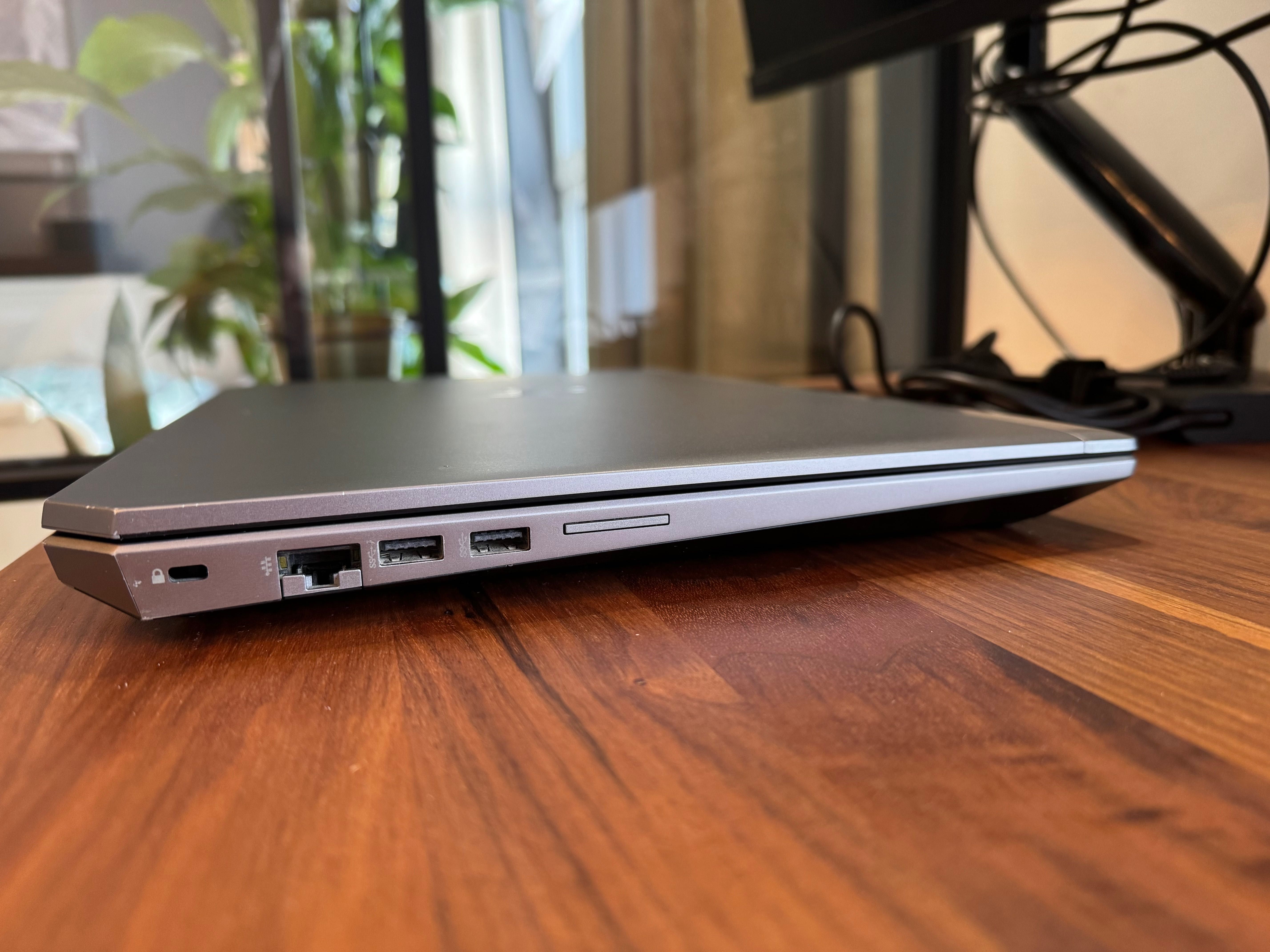 HP Zbook 15 G6 - Core i7-9850H, 32GB RAM, 768GB SSD, Win 11 Pro