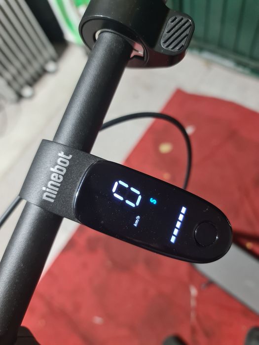 Vendo  trotinete ninebot