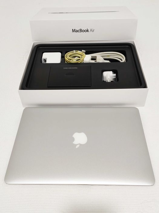 MacBook Air ecrã 13.3'' IntelCore i5 MacOSVentura | C/Caixa, Impecável